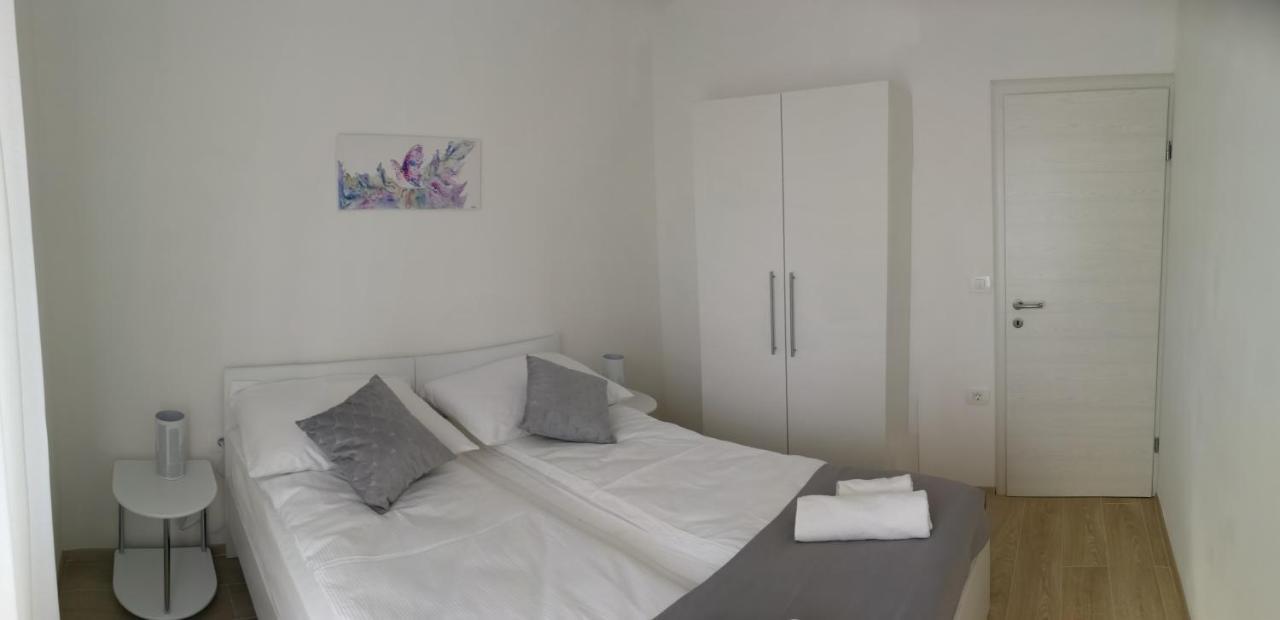 Apartments B&M Sežana Εξωτερικό φωτογραφία