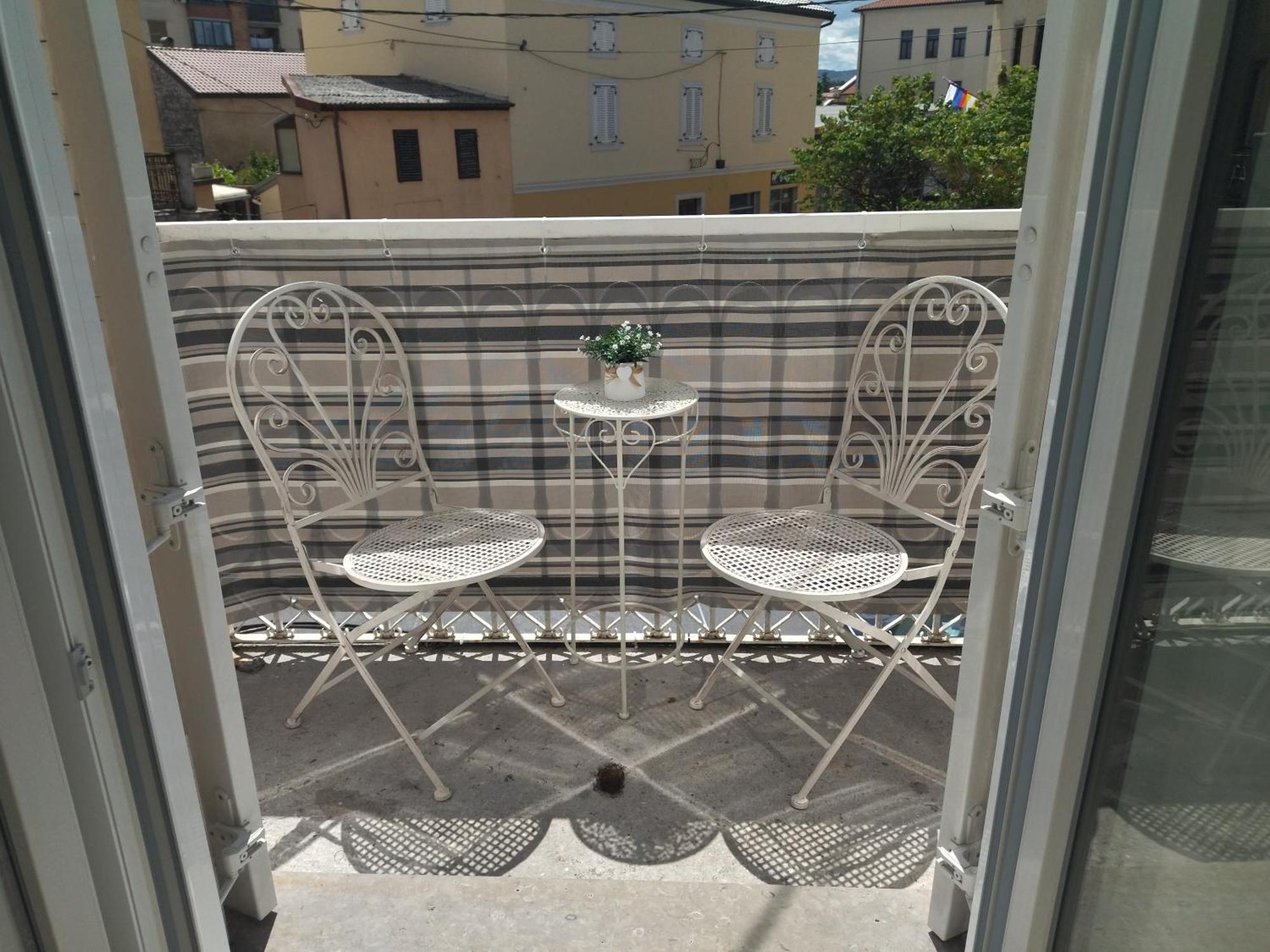 Apartments B&M Sežana Εξωτερικό φωτογραφία