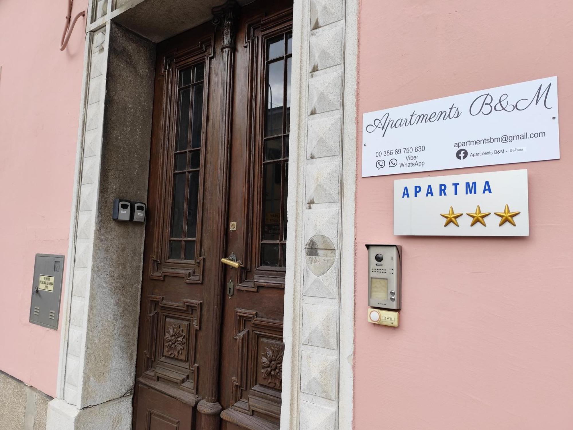 Apartments B&M Sežana Εξωτερικό φωτογραφία